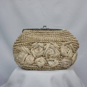 FLOWERY CLUTCH